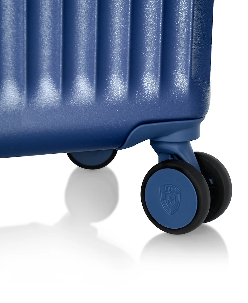 Heys Luxe Hard Side 30" Trunk Spinner