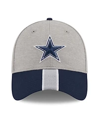 Men's New Era Heather Silver Dallas Cowboys Stripe 39THIRTY Flex Hat