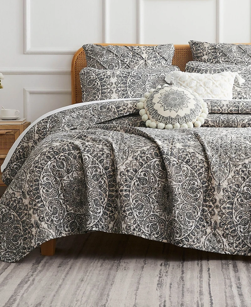Southshore Fine Linens Ashanti 7 Piece Quilt Set, King/California King