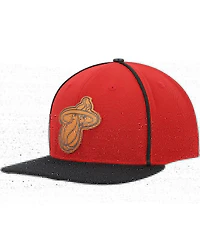 Men's Pro Standard Red, Black Miami Heat Heritage Leather Patch Snapback Hat
