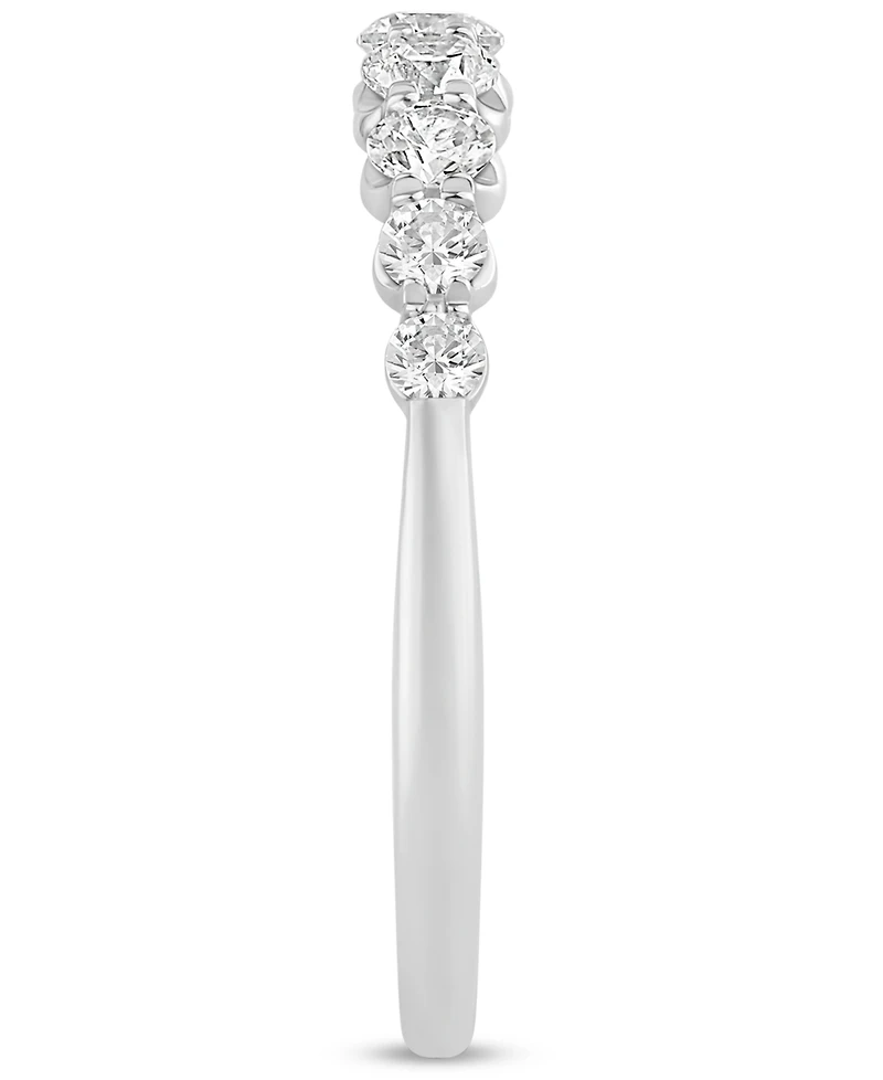 Diamond Graduated Band (1/2 ct. t.w.) 14k White Gold