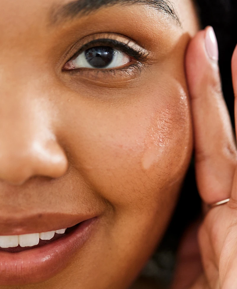 First Aid Beauty Hydrating Serum With Hyaluronic Acid