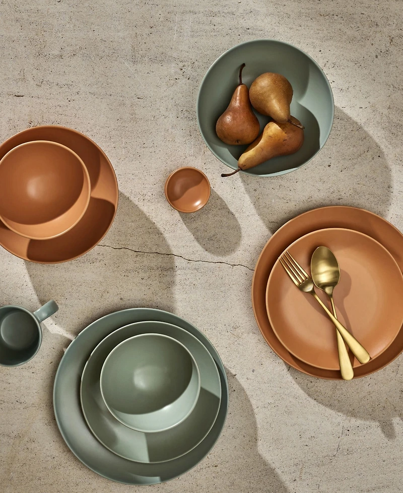 Year & Day 16 Piece Dinnerware Set, Service for 4