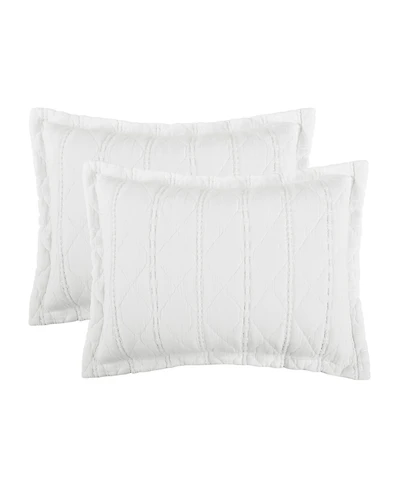 White Sand Playa Sham, Standard