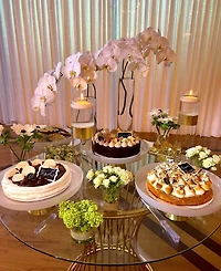 Classic Touch White Glass Cake Plate on Stem, 13.5" D