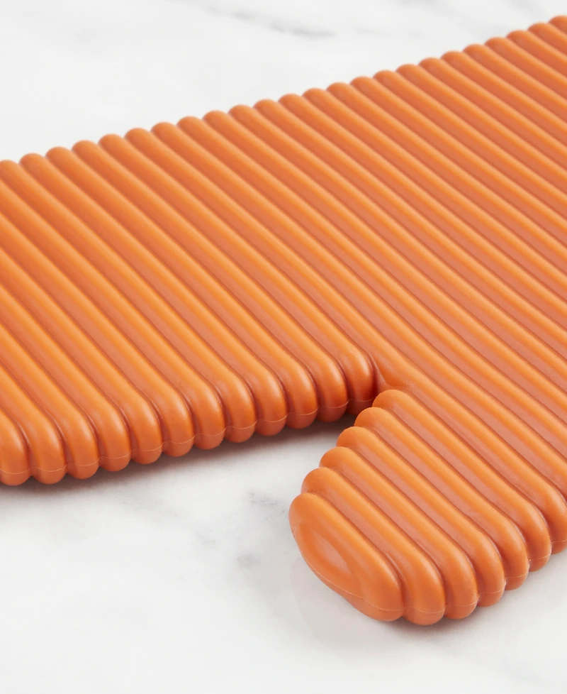 KitchenAid Ribbed Soft Silicone Oven Mitt 2-Pack Set, 7.5" x 13"