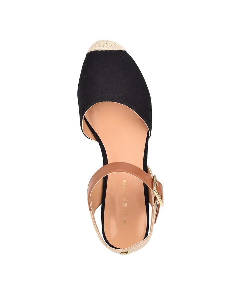 Tommy Hilfiger Women's Nilsa Closed Toe Espadrille Wedge Sandal