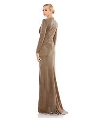 Mac Duggal Women's Ieena Metallic Twist Front Plunging Long Sleeve Gown