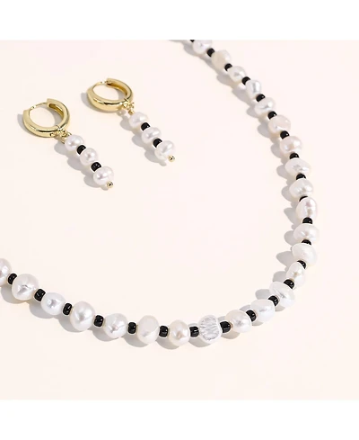 Freshwater Pearl Necklace & Earrings Gift Set - Victoria
