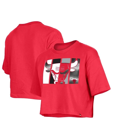 Women's New Era Red Chicago Bulls Cropped T-shirt