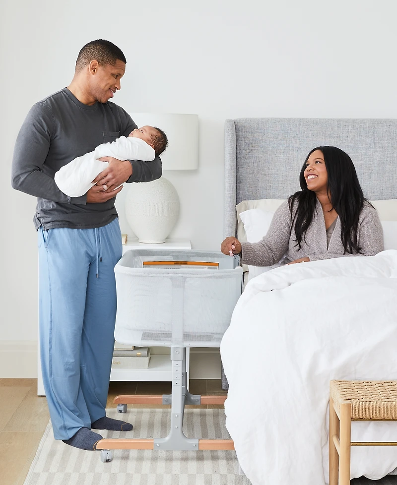 Skip Hop 2 in 1 Bedside Sleeper