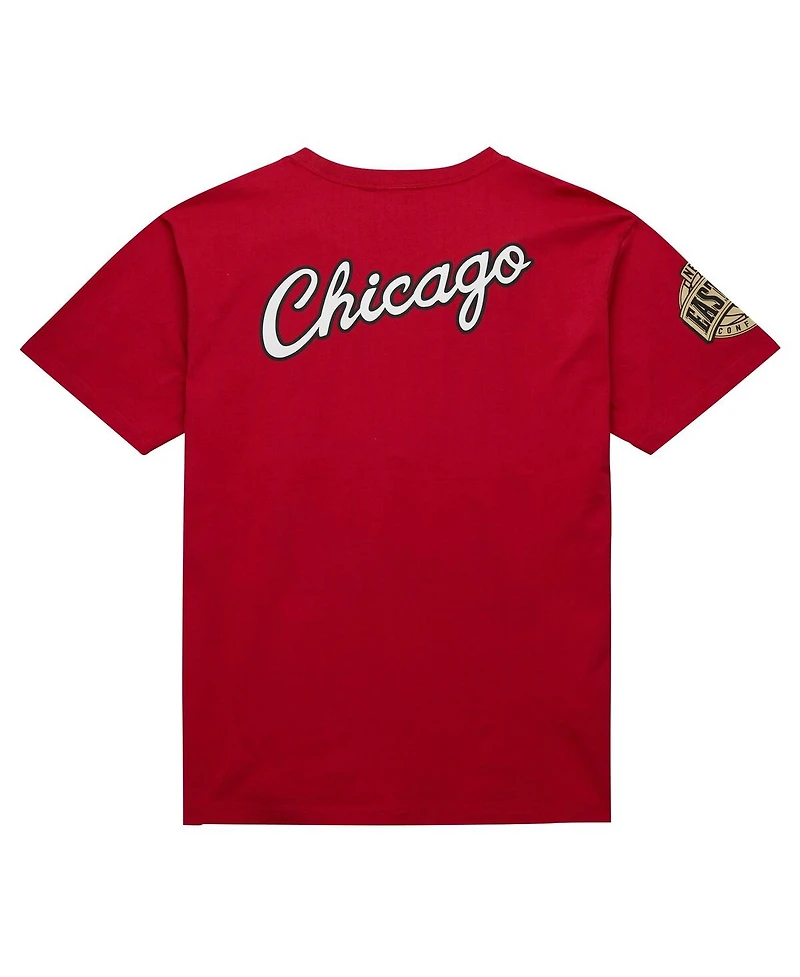 Men's Mitchell & Ness Red Distressed Chicago Bulls Hardwood Classics Team Og 2.0 Premium Vintage-Like Logo T-shirt