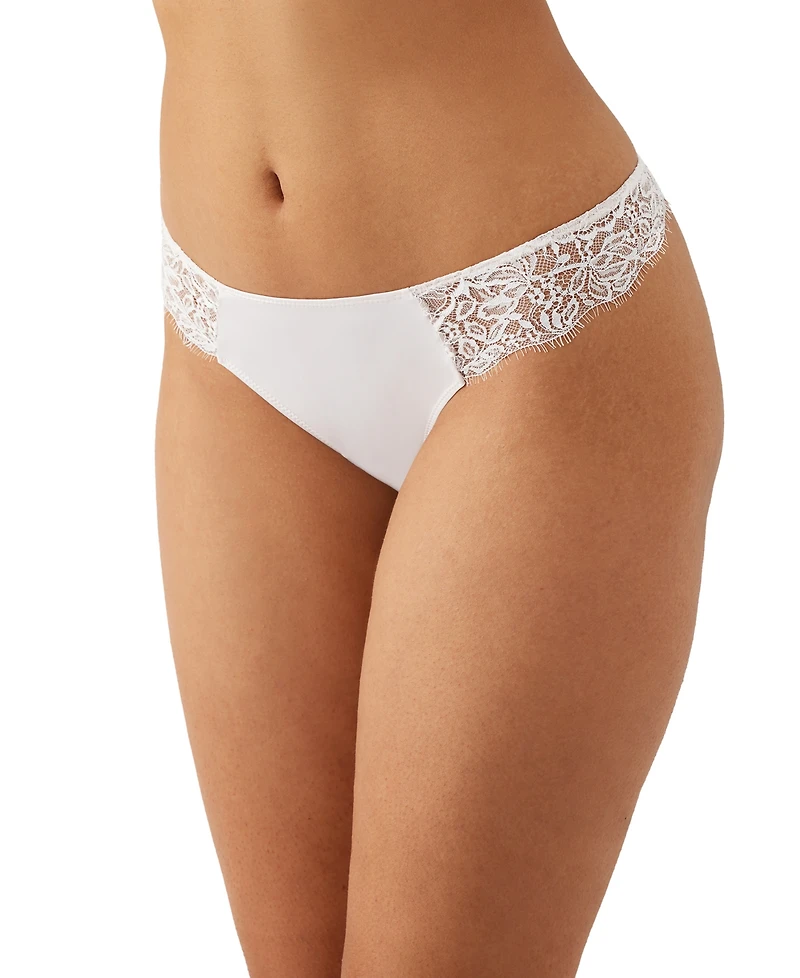 b.tempt'd by Wacoal Women's It's On Thong Underwear 972296