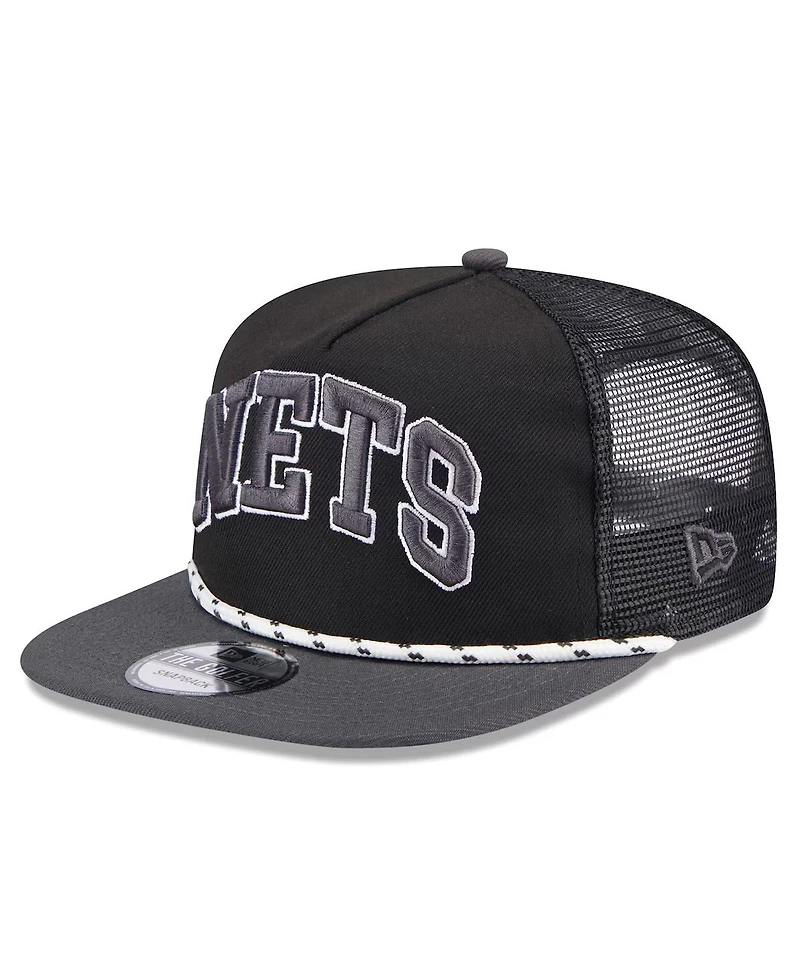 New Era Men's Black/Charcoal Brooklyn Nets Throwback Team Arch Golfer Snapback Hat
