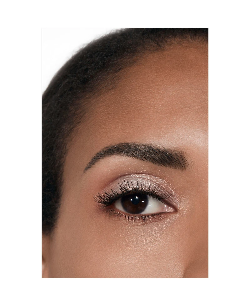 CHANEL OMBRE ESSENTIELLE Multi-Use Longwearing Eyeshadow