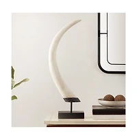 Safavieh Fenra Table Decor