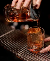 Oggi 16oz Glass Cocktail Mixing Beaker & Strainer Set