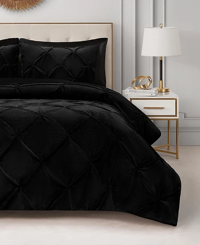 Juicy Couture Kiss Pleat Plush 3-Pc. Comforter Set, Full/Queen