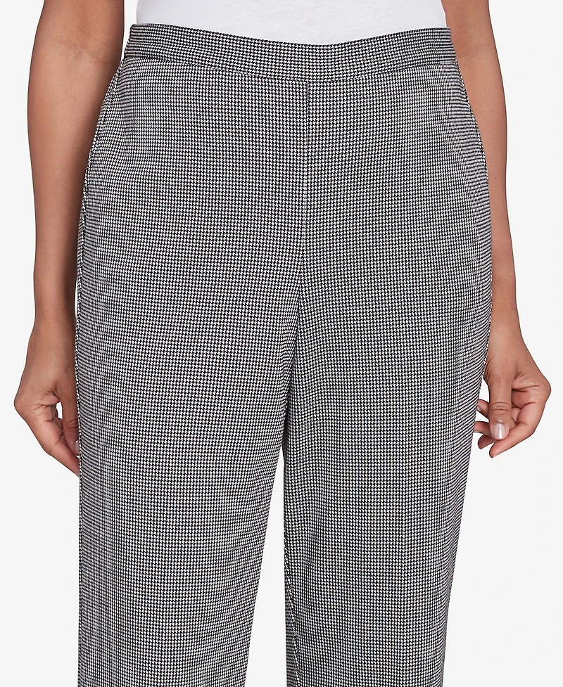 Alfred Dunner Runway Ready Women's Chic Comfort Waist Short Length Pant