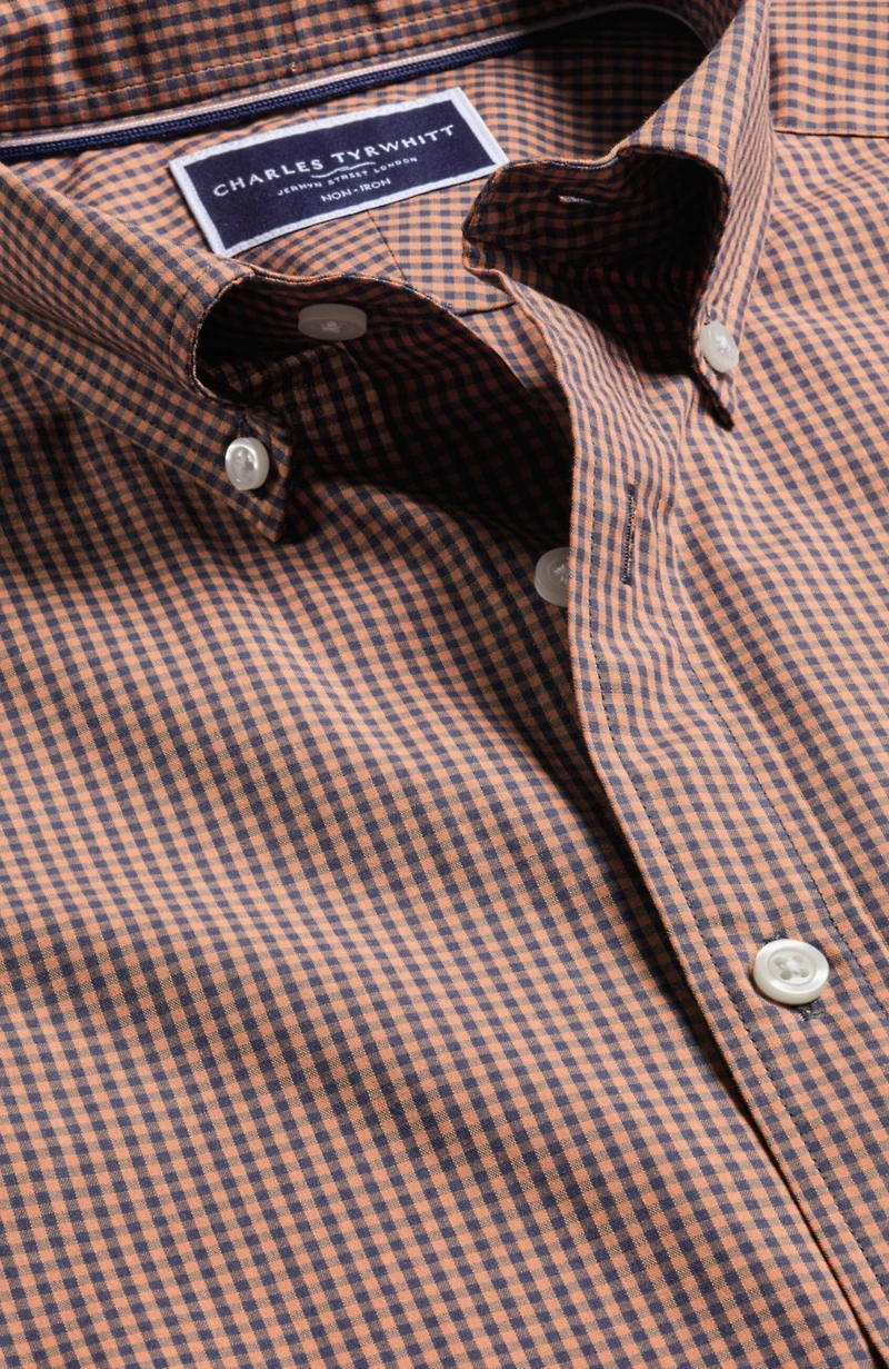 Charles Tyrwhitt Men's Slim Fit Light Button-Down Collar Non-Iron Stretch Poplin Mini Gingham Short Sleeve Shirt