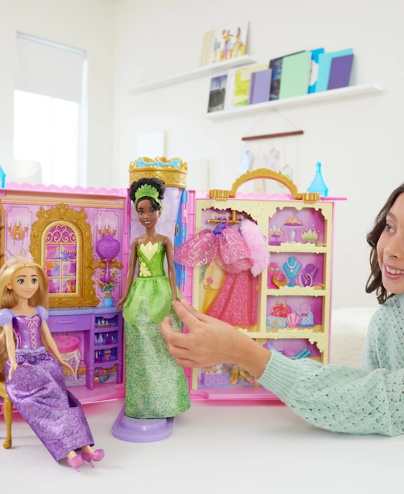 Disney Princess Ready for the Ball Closet with Fashions, Accessories & Storage
