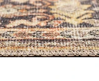 Liora Manne' Inspirations Sarouk 2'1"x7'6" Runner Area Rug