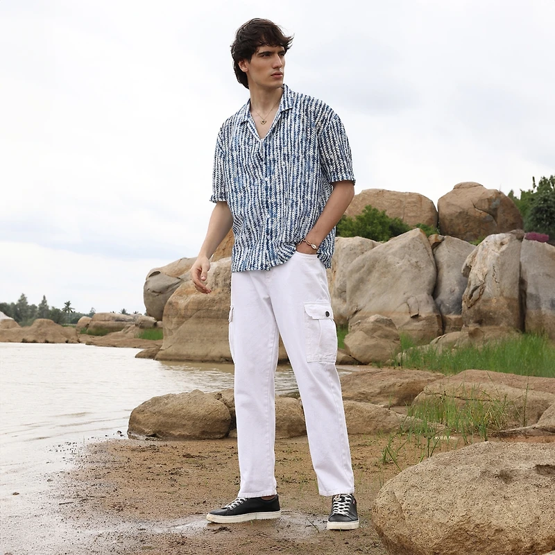Campus Sutra Men's Navy Blue & Ivory White Ombre-Striped Oversized Shirt