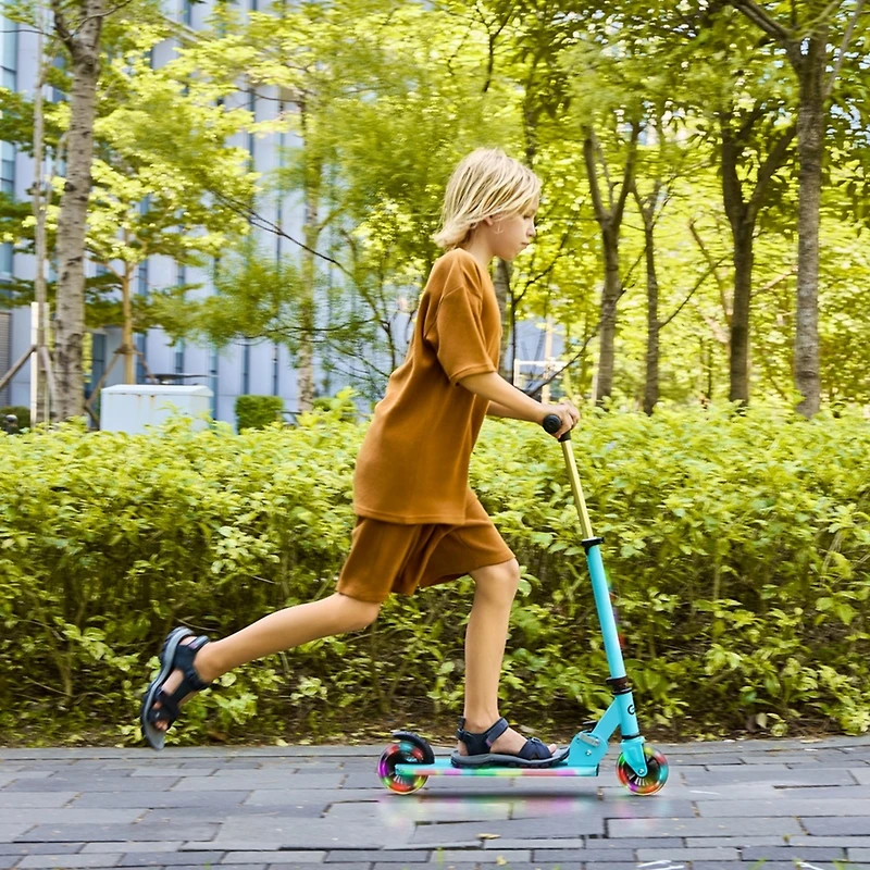 GoLume Kids Kick Scooter Light Up Wheels & Deck Ages 5 | Blue