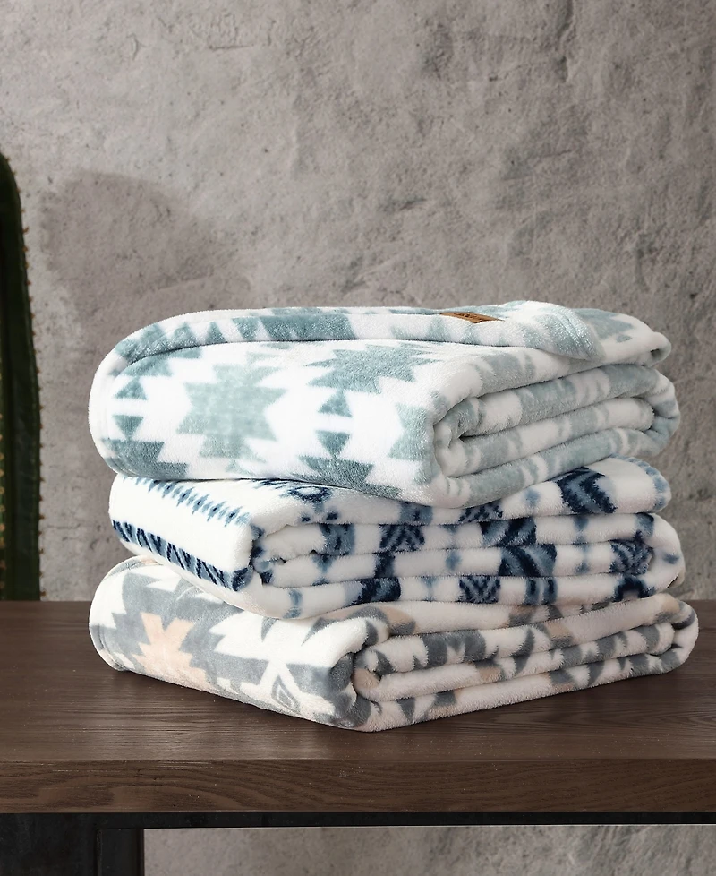 Wrangler Southwest Ultra Soft Plush Fleece Throw, 60" x 50"