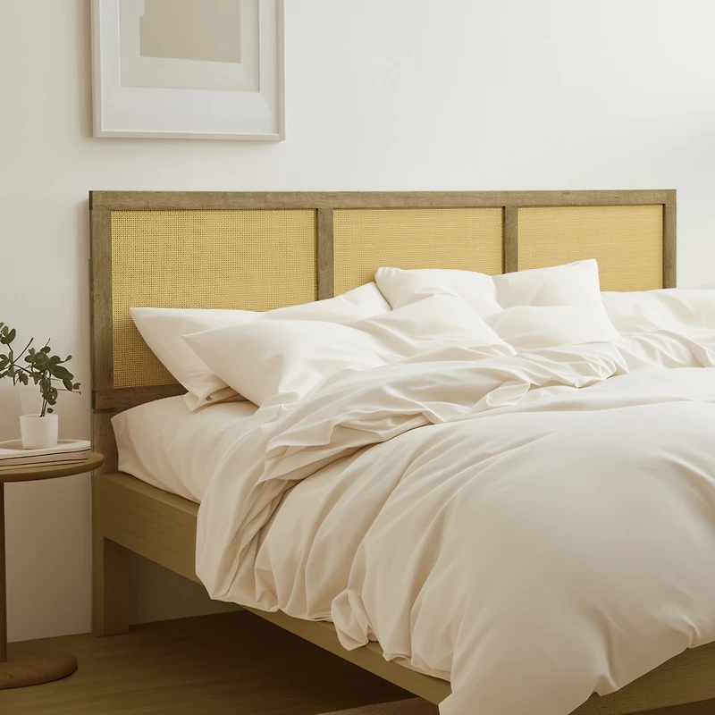 LuxenHome Natural Finish Rubberwood with Rattan Panels Headboard