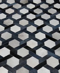 Exquisite Rugs Natural Hide Rug Collection