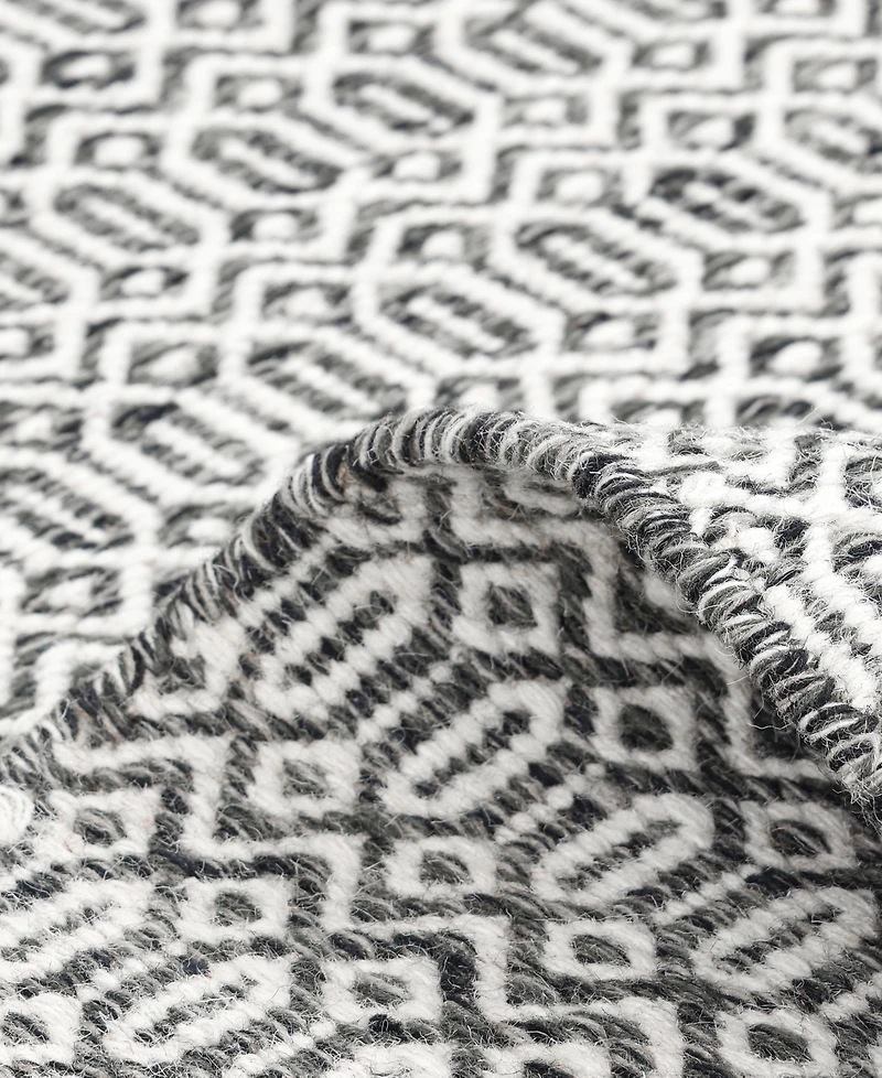 Timeless Rug Designs Chatham S8018 3'x5' Area Rug
