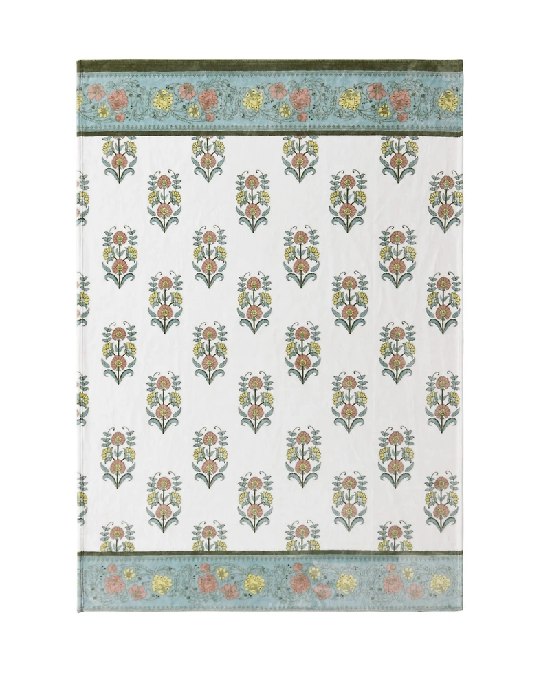 Jessica Simpson Plush Ultra Soft Throw, 50" x 70"