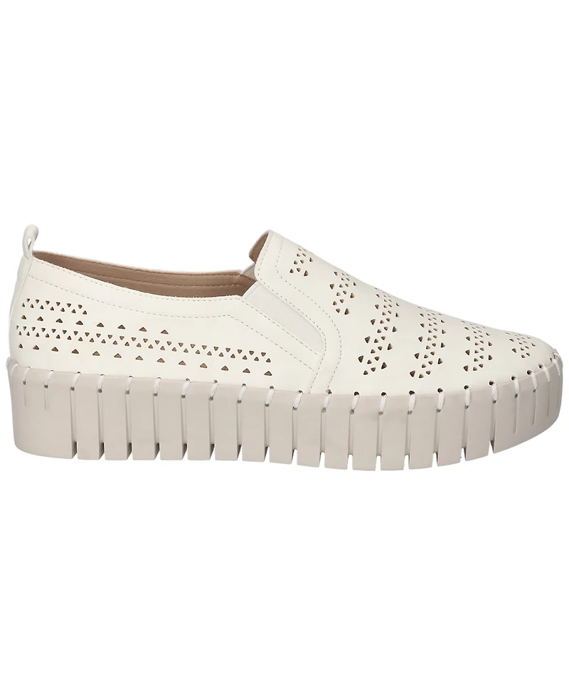 Easy Street Women's Peppy Slip-On Platform Sneakers