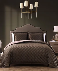 Bebejan 3 Piece Queen Size Velvet Comforter Set
