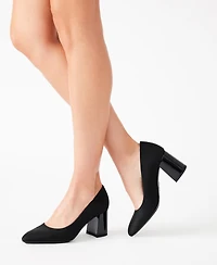 Anne Klein Women's Barstow Pointed Toe Dress Pumps