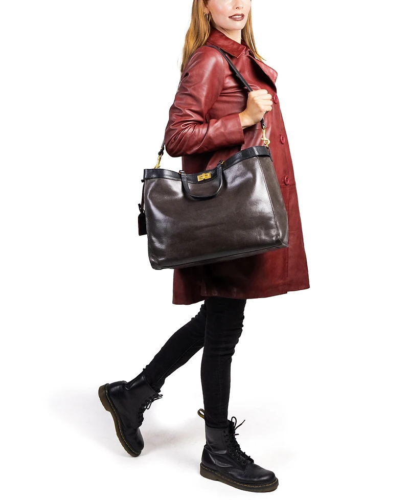 Old Trend Ixia Jet-Set Tote Bag