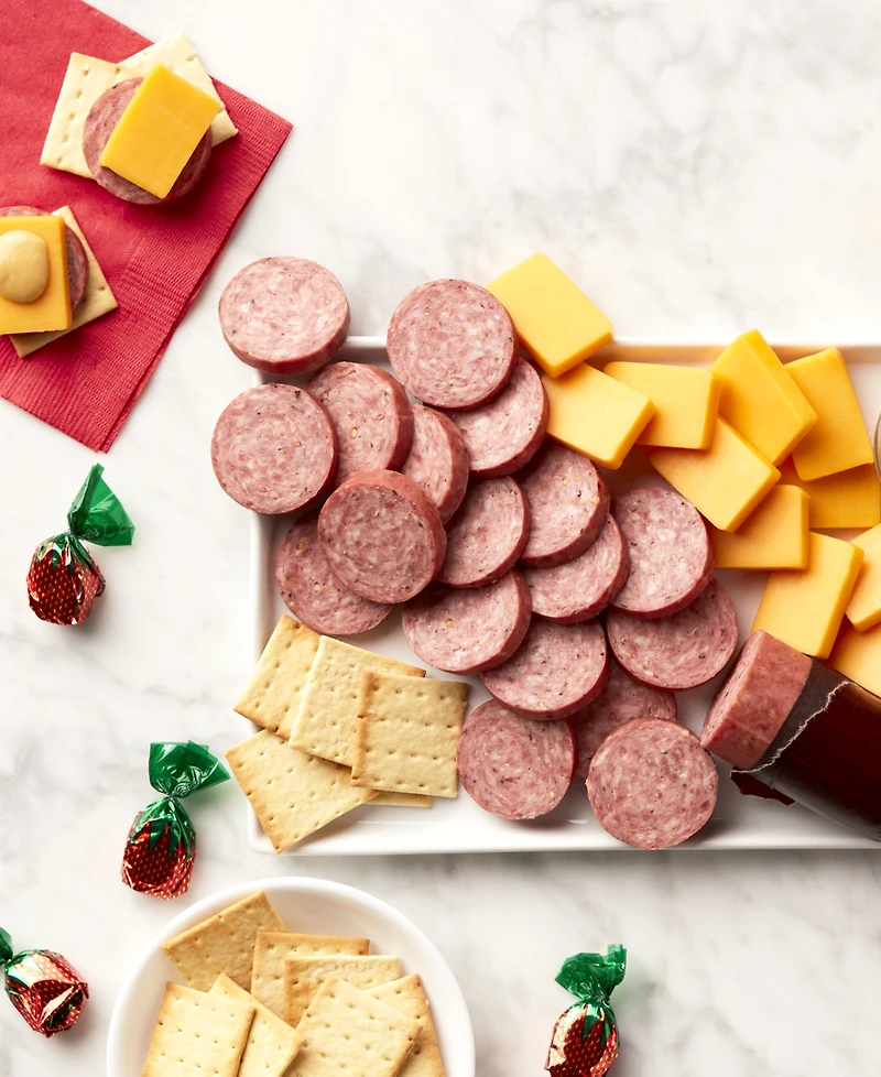Hickory Farms Savory Farmhouse Gift Box, 14 Piece