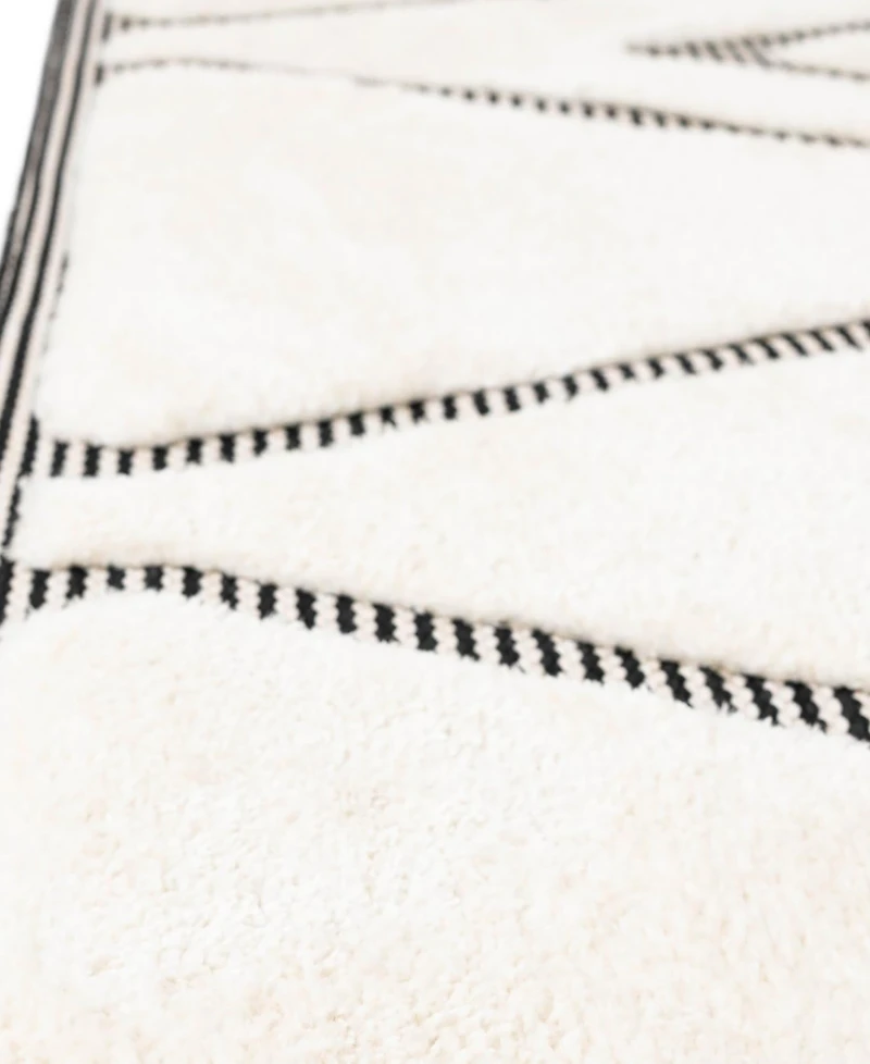 Bayshore Home Textured Tones Trellis 2'7"x8' Runner Area Rug