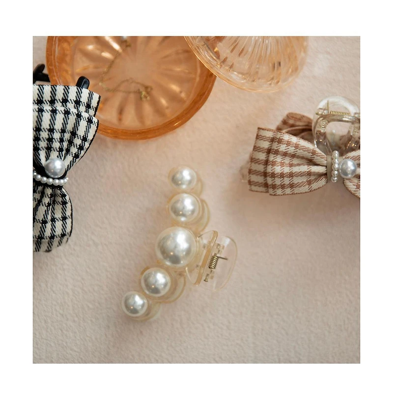 Dots Clip - Pearl White