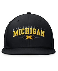 Top of the World Men's Black Michigan Wolverines Bullpen Snapback Hat