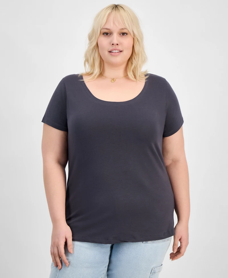 Aveto Trendy Plus Scoop-Neck T-Shirt