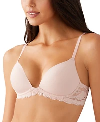 b.tempt'd by Wacoal Women's Feeling Famous Wireless Push-Up Bra 956209
