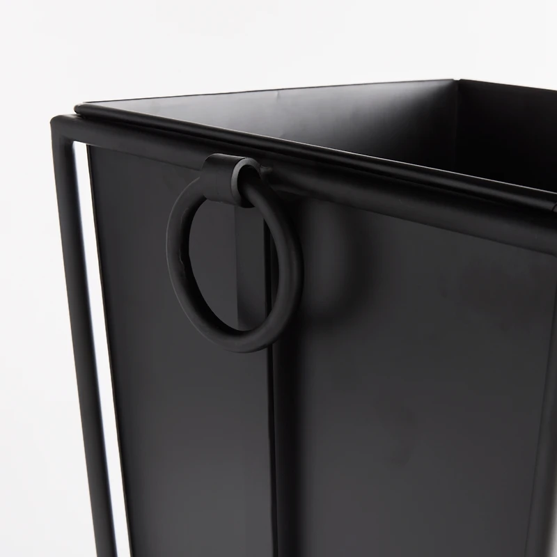Callahan Tapered Planter