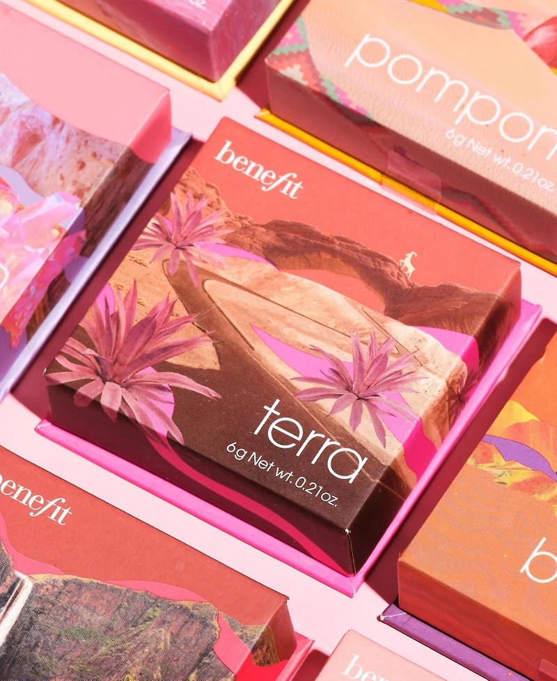 Benefit Cosmetics WANDERful World Silky-Soft Powder Blush