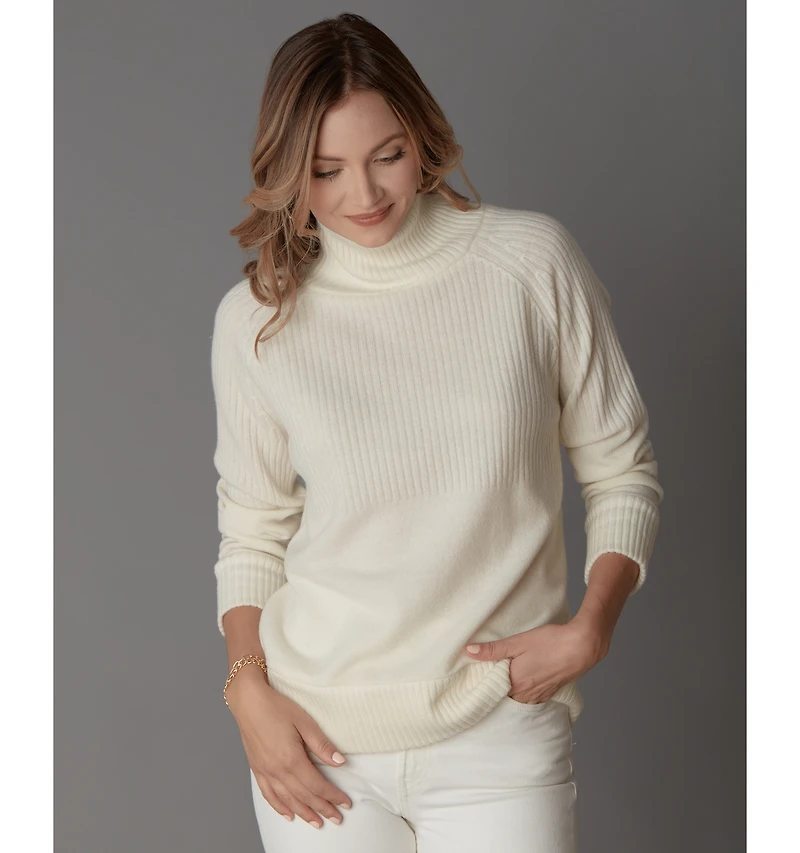 LuxLined Women's Itch-Free Merino Wool Mock Neck Sweater with Soft Inner Lining