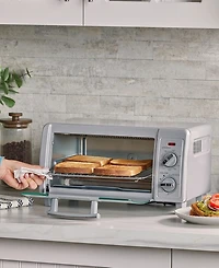 Black & Decker 4-Slice Convection Toaster Oven