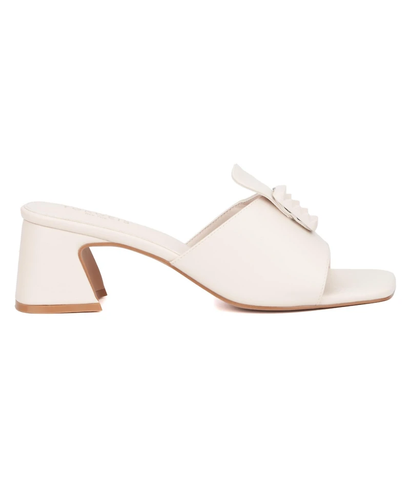 Torgeis Women's Annalise Block Heels