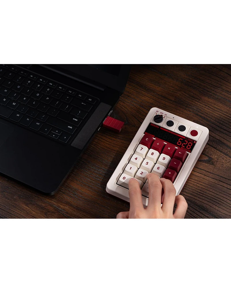 8BitDo Retro 18 Wireless Mechanical Number Keypad and Calculator for Windows and Android - Fami Edition