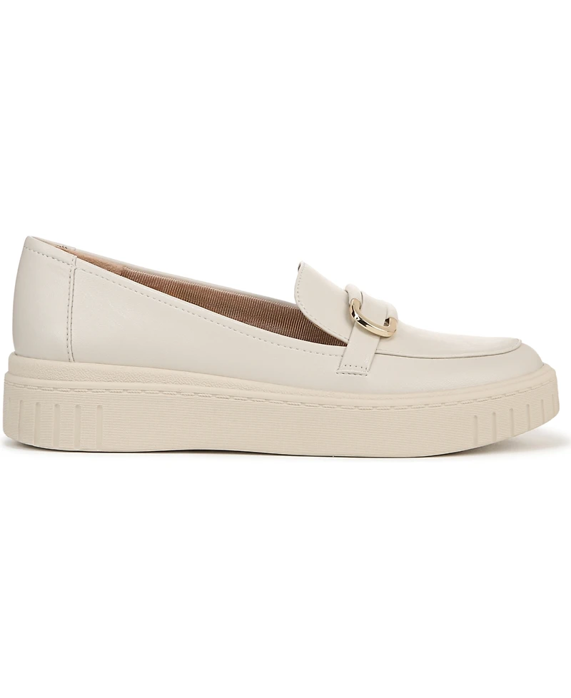 LifeStride Women's Geneva-Bit Closed Round Toe Platform Loafers